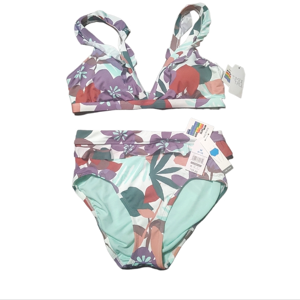 New! Swim suit Top size Large Bottoms size medium!